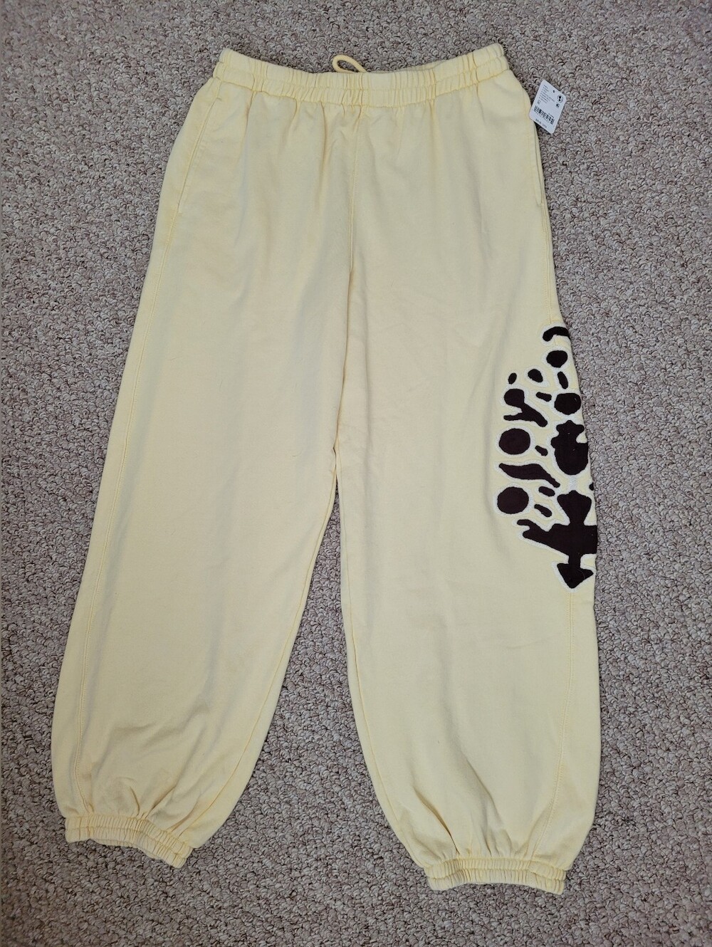 Free People Movement Sweatpants With Logo Graphic Along The Side Leg - Picture 4 of 7